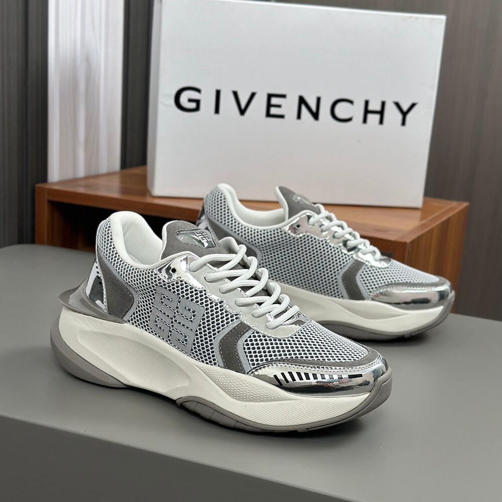 Givenchy Fashion Runner Sneaker GV-003