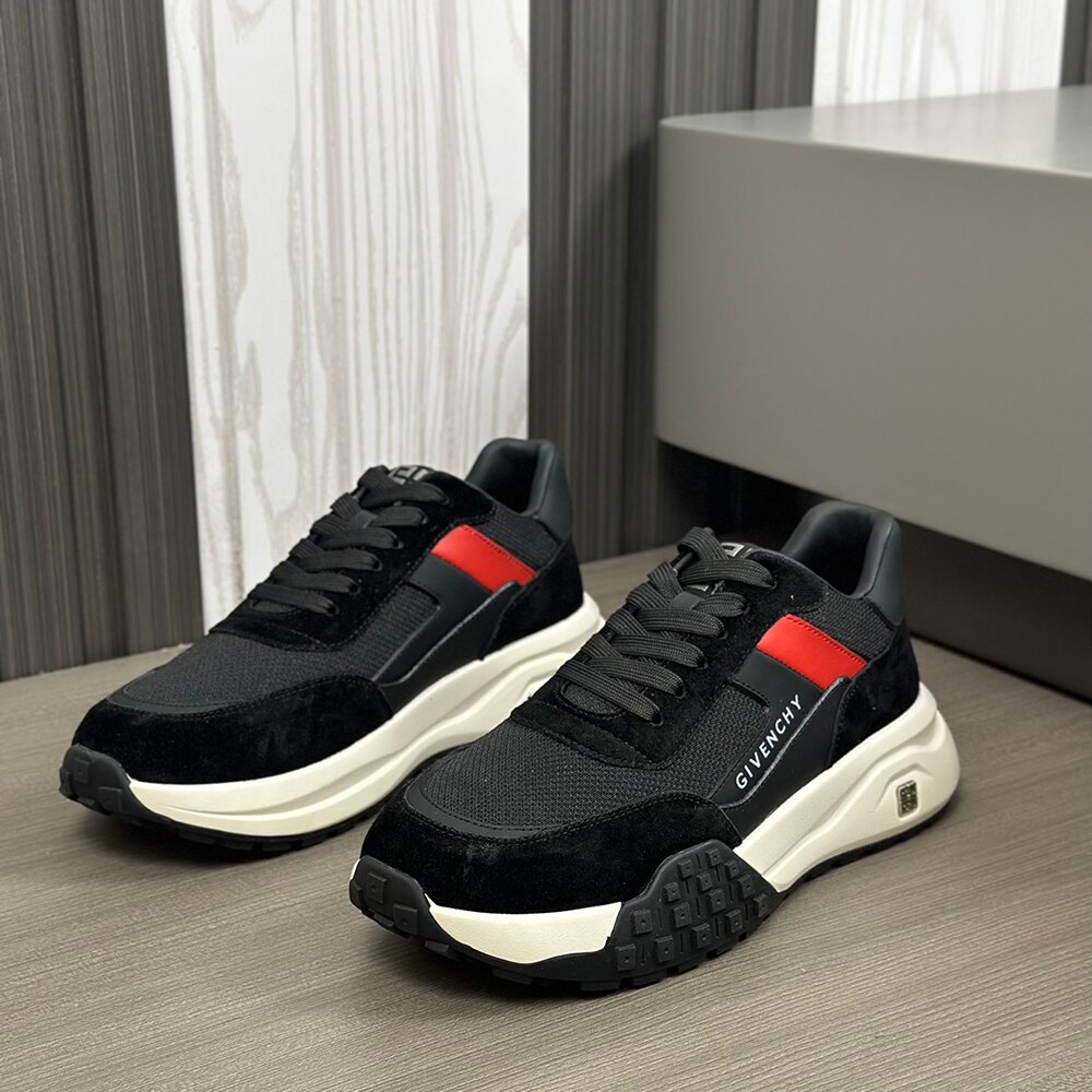 Givenchy Casual Runner Sneaker GV-006